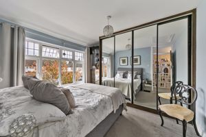Bedroom- click for photo gallery